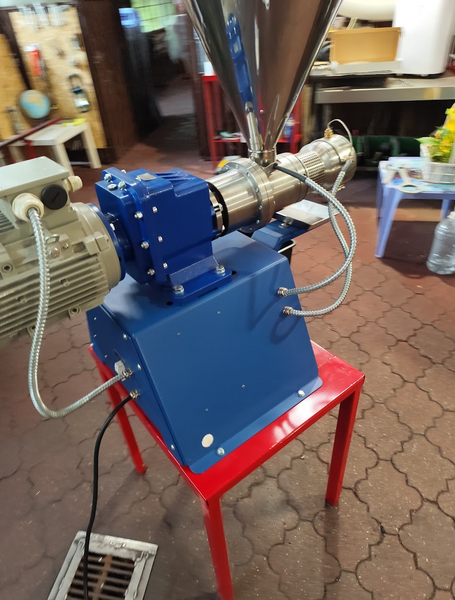 Presa ulei 220V, 2.2kW putere